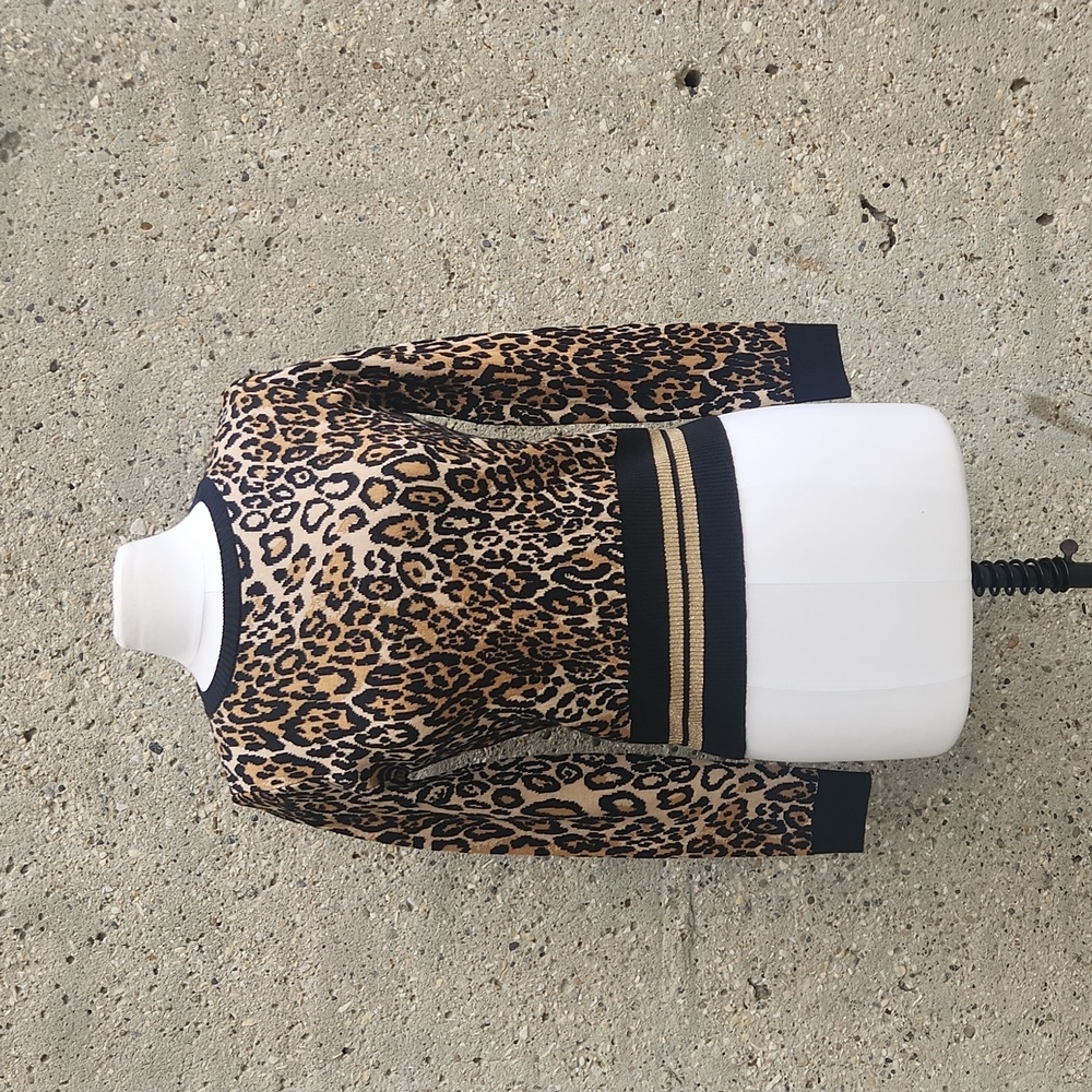 SEVENTY leopard print sweater